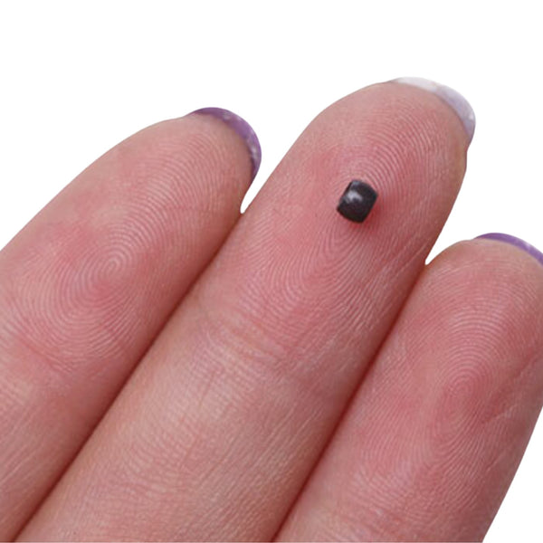3mm nano hair extension bead silicone lined size comparison on fingertip